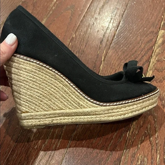 Tory Burch Black Wedge Espadrille Shoes - Picture 5 of 11